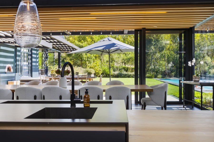 7 Bedroom Property for Sale in Groot Constantia Western Cape